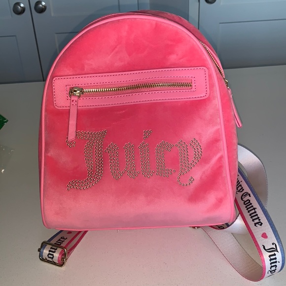 Juicy couture pink backpack 🎒 - Picture 2 of 9